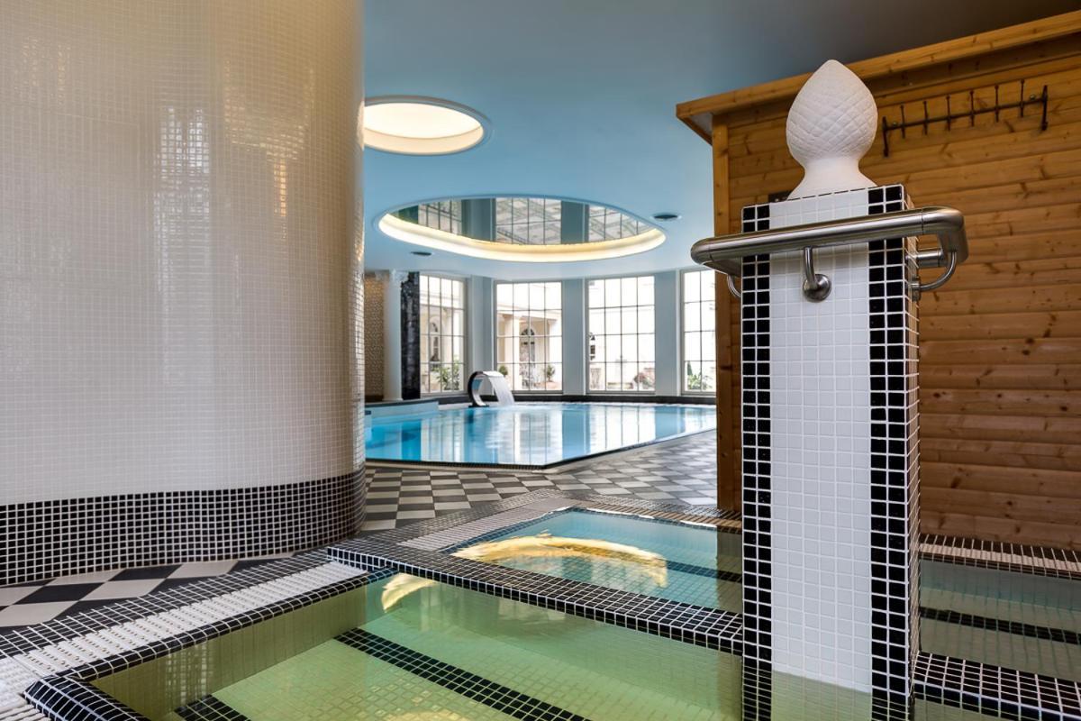 Hotel Stary Zdrój Świeradów-Zdrój Kültér fotó