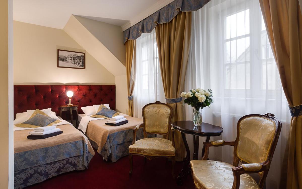 Hotel Stary Zdrój Świeradów-Zdrój Kültér fotó